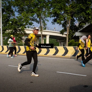 Runner Photo 6614739