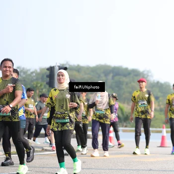 Runner Photo 6614740