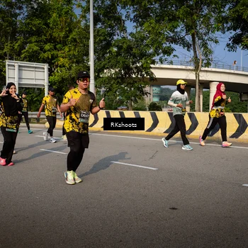Runner Photo 6614755
