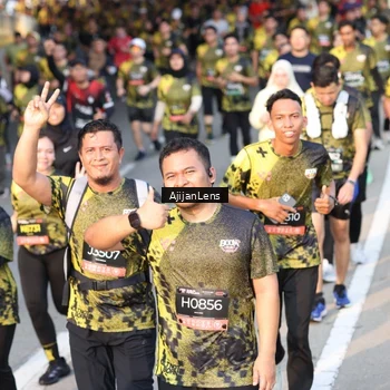 Runner Photo 6614818
