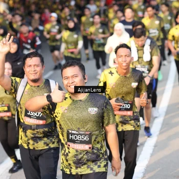 Runner Photo 6614819