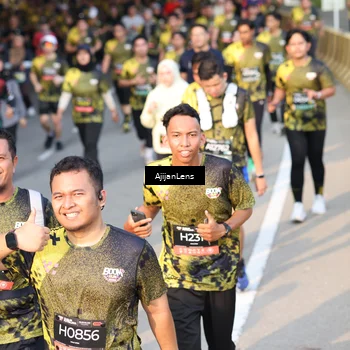 Runner Photo 6614833