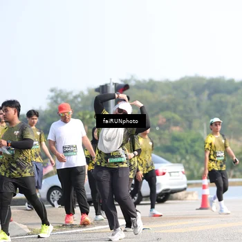 Runner Photo 6614872