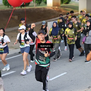 Runner Photo 6614894