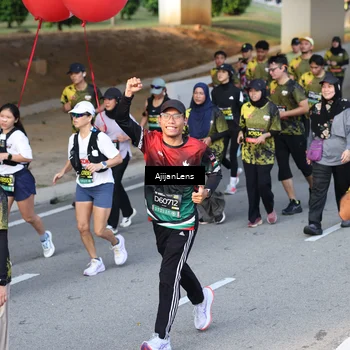 Runner Photo 6614910