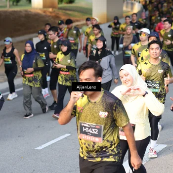 Runner Photo 6614913