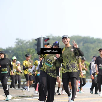 Runner Photo 6614990