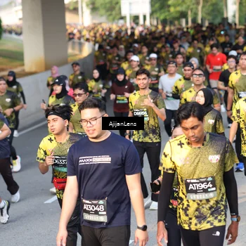 Runner Photo 6615025