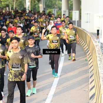 Runner Photo 6615058