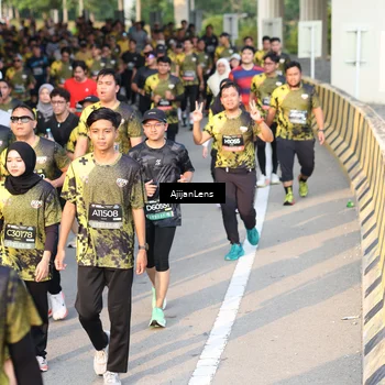 Runner Photo 6615059