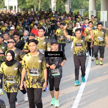 Runner Photo 6615063