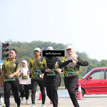 Runner Photo 6615080