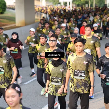 Runner Photo 6615089