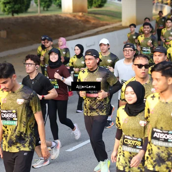 Runner Photo 6615111
