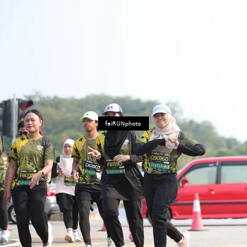 Runner Photo 6615114