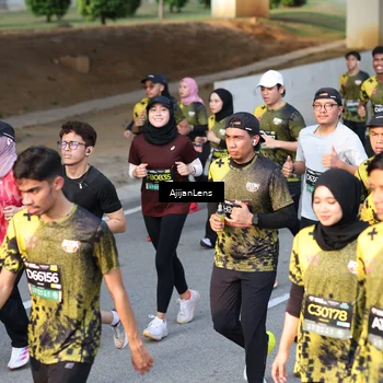 Runner Photo 6615120