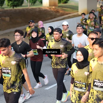 Runner Photo 6615129