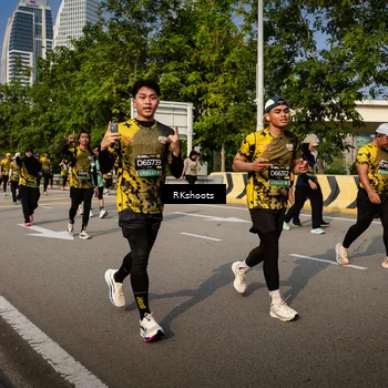 Runner Photo 6615150
