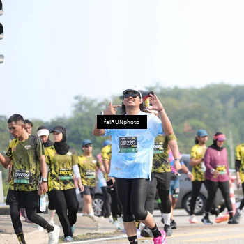 Runner Photo 6615155