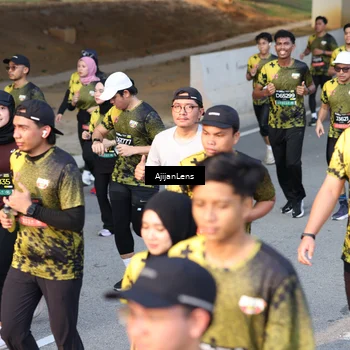 Runner Photo 6615158