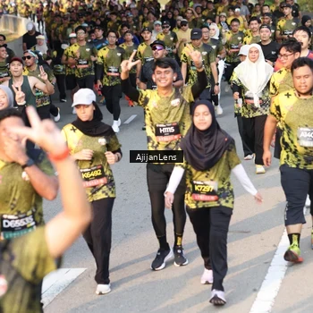 Runner Photo 6615182