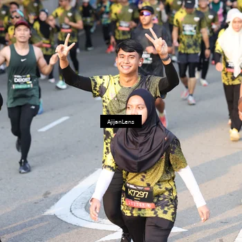Runner Photo 6615218