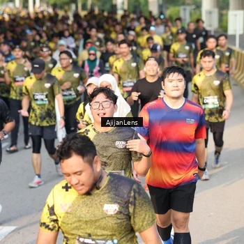 Runner Photo 6615238