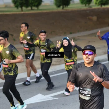 Runner Photo 6615298