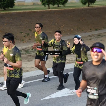 Runner Photo 6615308