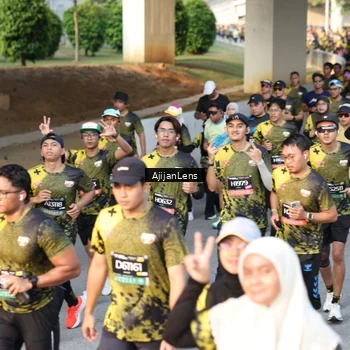 Runner Photo 6615320