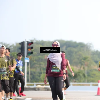 Runner Photo 6615336