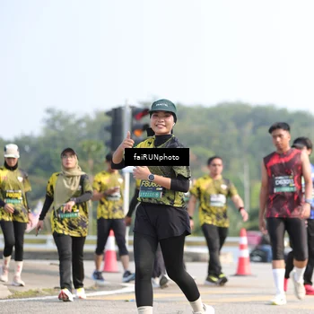 Runner Photo 6615357