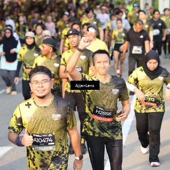 Runner Photo 6615470
