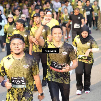 Runner Photo 6615471