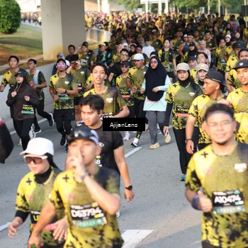 Runner Photo 6615480