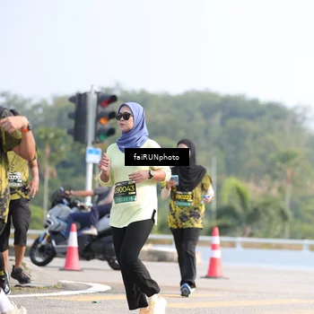Runner Photo 6615583