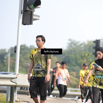 Runner Photo 6615596