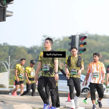 Runner Photo 6615612