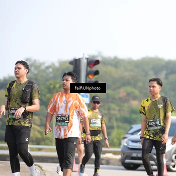 Runner Photo 6615613