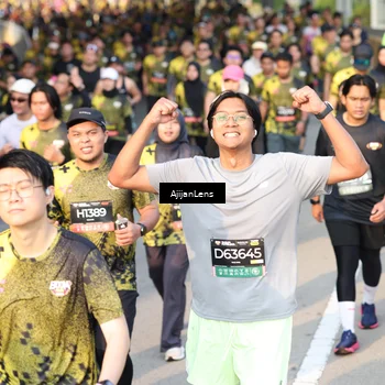 Runner Photo 6615676