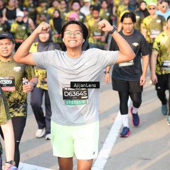 Runner Photo 6615688