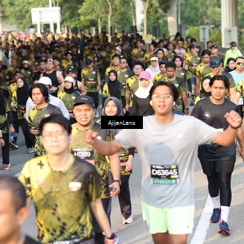 Runner Photo 6615691