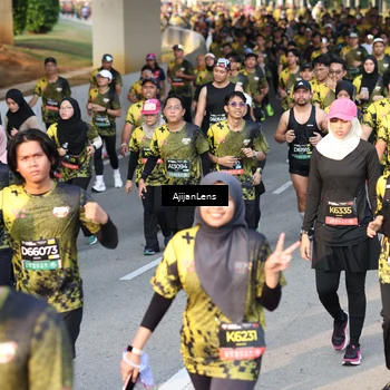 Runner Photo 6615713