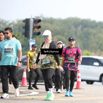 Runner Photo 6615717