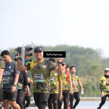 Runner Photo 6615780
