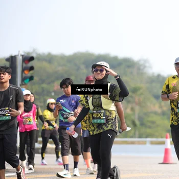 Runner Photo 6615818