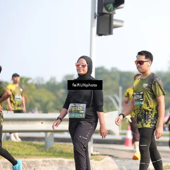 Runner Photo 6615819