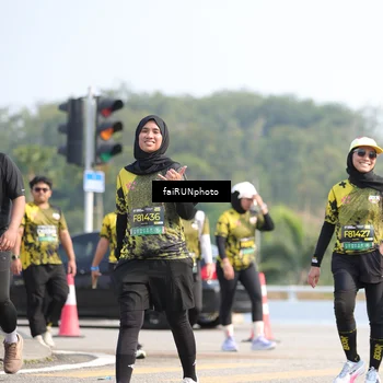 Runner Photo 6615846