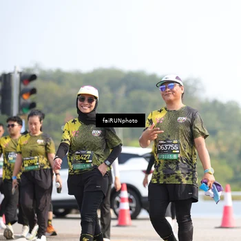 Runner Photo 6615880
