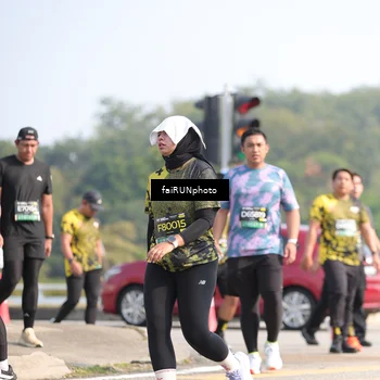 Runner Photo 6615944